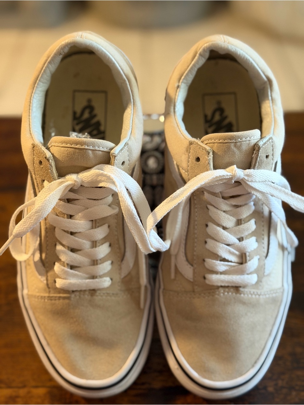 Vans Old Skool Low-Top Sneakers – Beige / Cream / White – Women’s 8 / Men’s 6.5